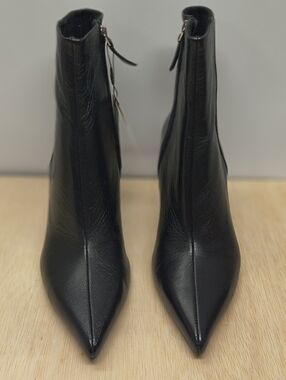 Zara Heeled Black Ankle Booties Size 9